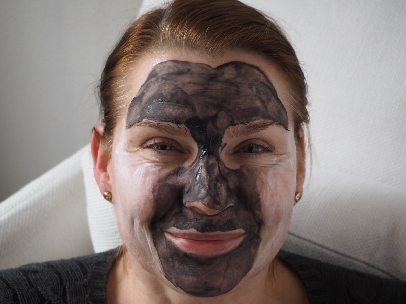 Paula's Choice Rehydrating Moisture Mask Pore Clarifying Charcoal Gel Mask