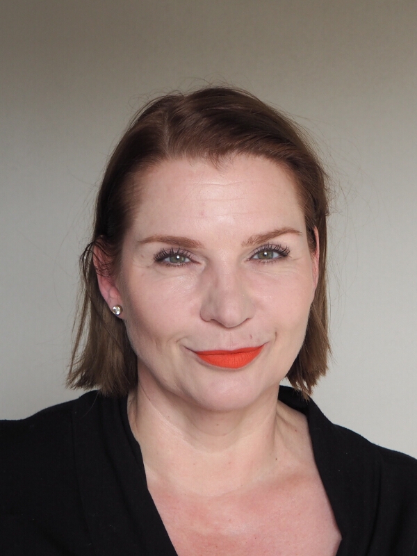 Laura Mercier Velour Extreme Matte Lipstick On Point