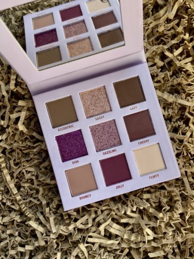 Catrice Daisy's Signature Eyeshadow Palette Farben